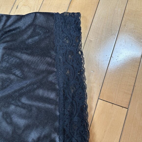 SHEIN Silky Black Lace Bra Crop Corset Style Top Size Small Satiny - Picture 5 of 7